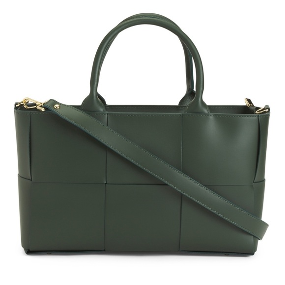 Valentina Fiore Handbags - 💚💚NWOT-Valentina Fiore,Made in Italy, GORGEOUS Genuine leather Green tote💚💚